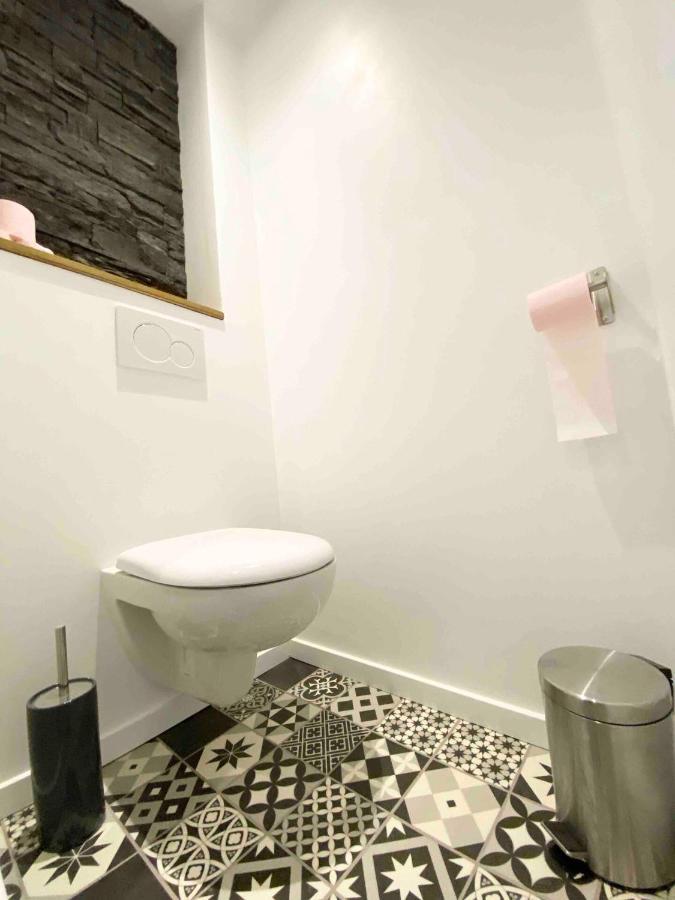 Le Deco - Confort - Wifi - Luminosite - Entre Gare Et Centre Quimper Kültér fotó